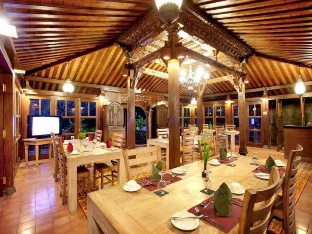 The Cangkringan Jogja & Hotel 5*