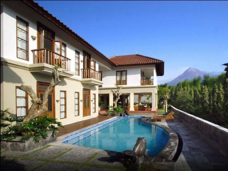 The Cangkringan Jogja & Hotel 5*