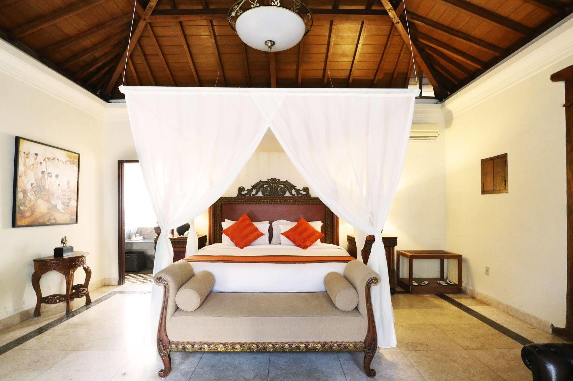 The Cangkringan Jogja & Hotel 5*