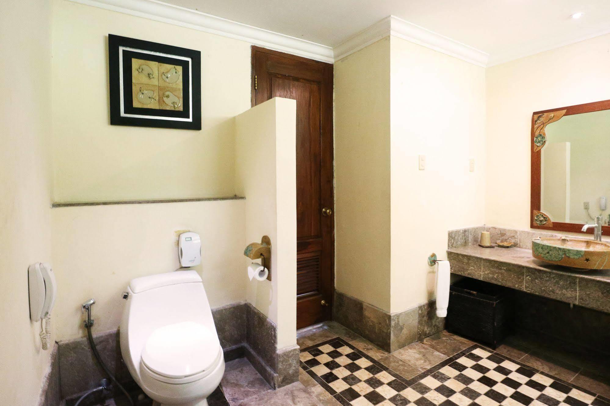 The Cangkringan Jogja & Hotel 5*